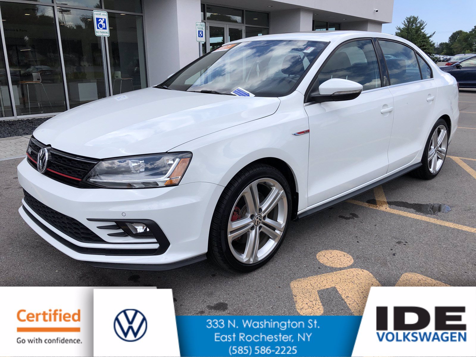 PreOwned 2017 Volkswagen Jetta GLI Manual FWD